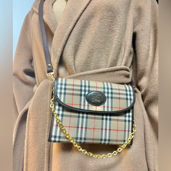 Authentic Burberrys vintage nova check tan clutch bag (HK1) - Picture 1 of 13